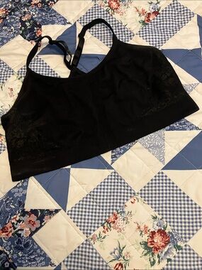 torrid Black Lace-Trim Sports Bralette